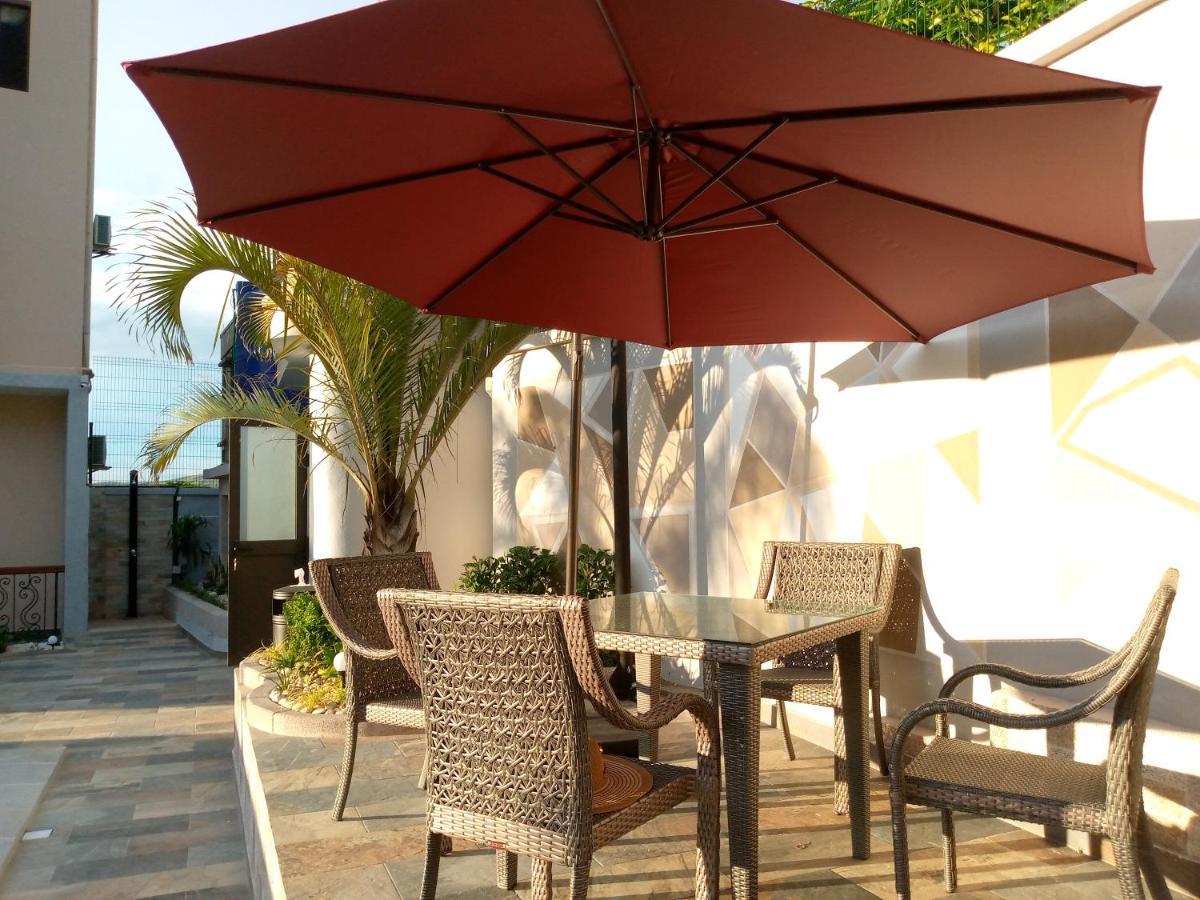 Soa Lia Hotel Miandrivazo Buitenkant foto