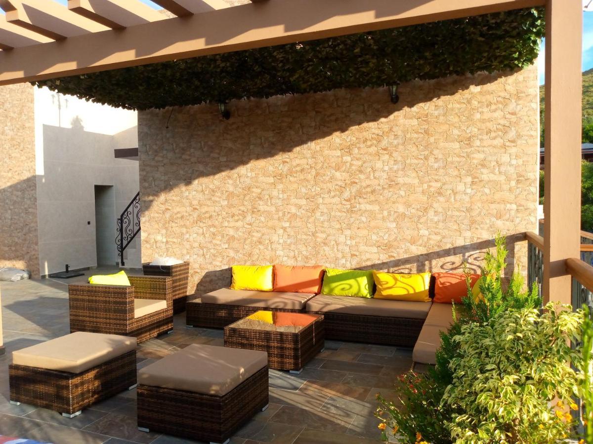 Soa Lia Hotel Miandrivazo Buitenkant foto
