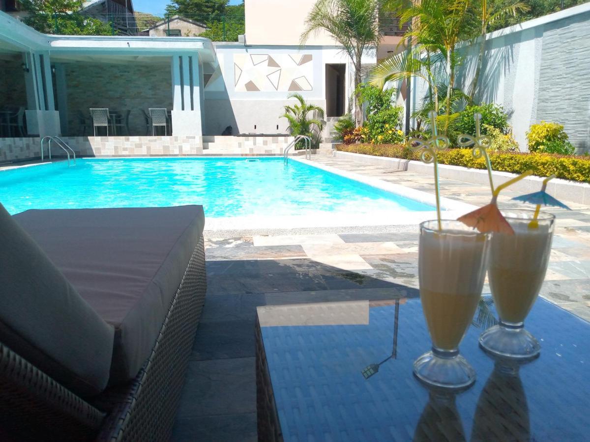 Soa Lia Hotel Miandrivazo Buitenkant foto
